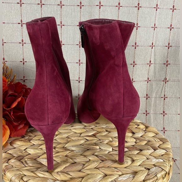 💎 Vince Camuto “Allost” Brick Suede High Heel Bootie Sz 9.5 Ankle Boots - Picture 4 of 7